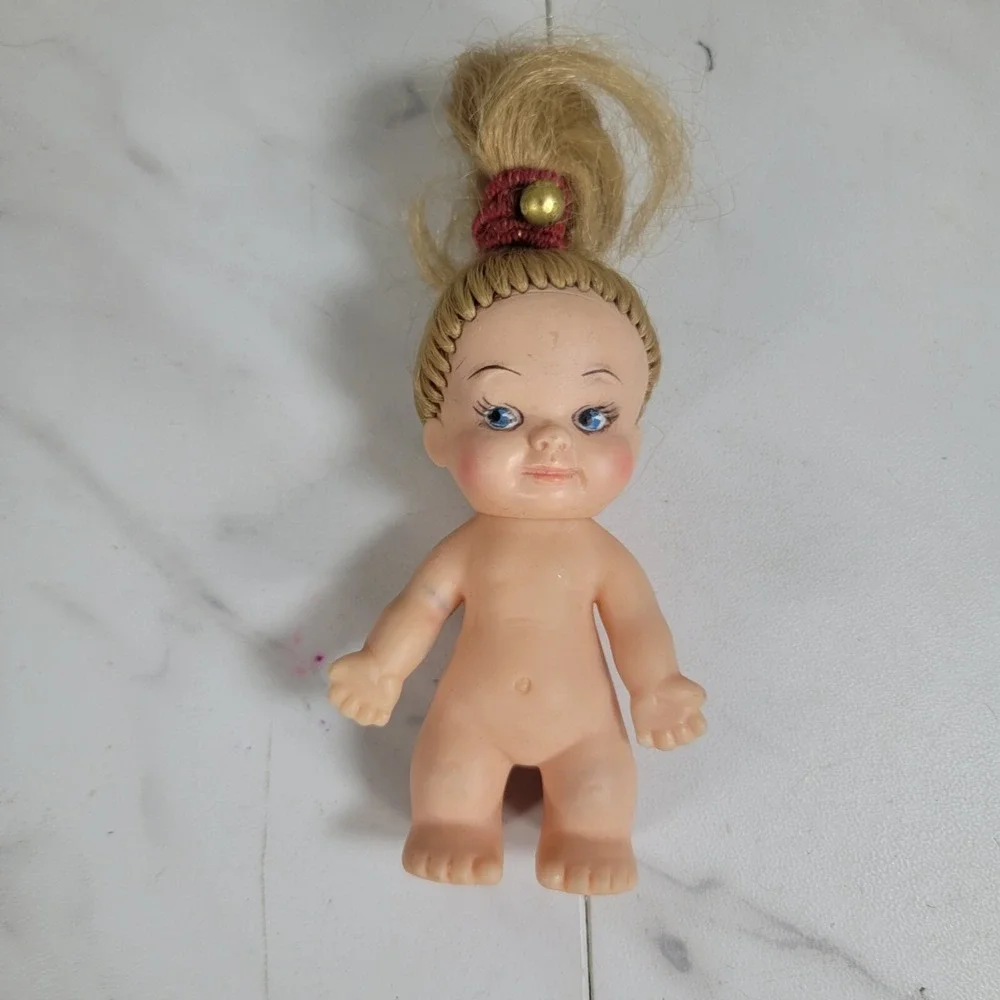 Vintage 1966 Uneeda Pee Wee‎ Girl Character Doll 3 1/2